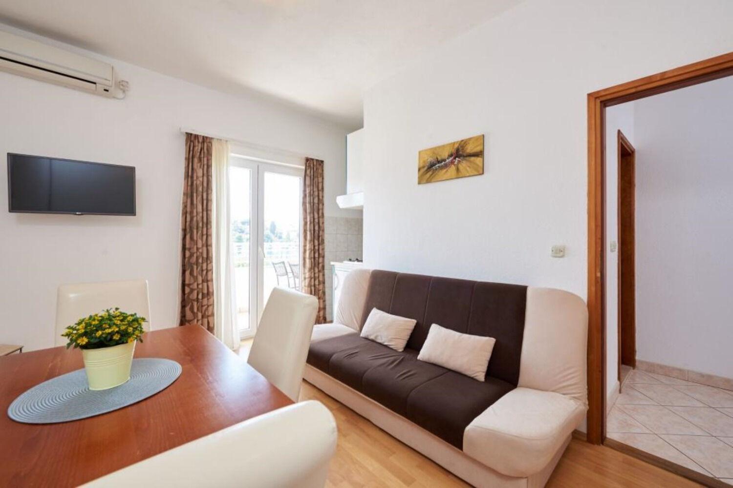 Apartments Mare - 30 M From Pebble Beach Seget Vranjica Eksteriør billede