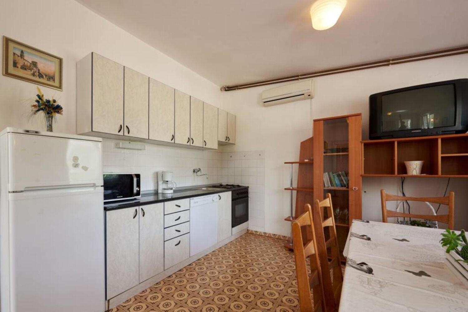 Apartments Mare - 30 M From Pebble Beach Seget Vranjica Eksteriør billede